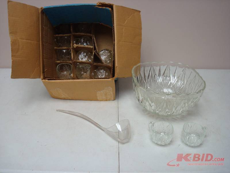 lot 34 image: Glass Punch Bowls And Glasses