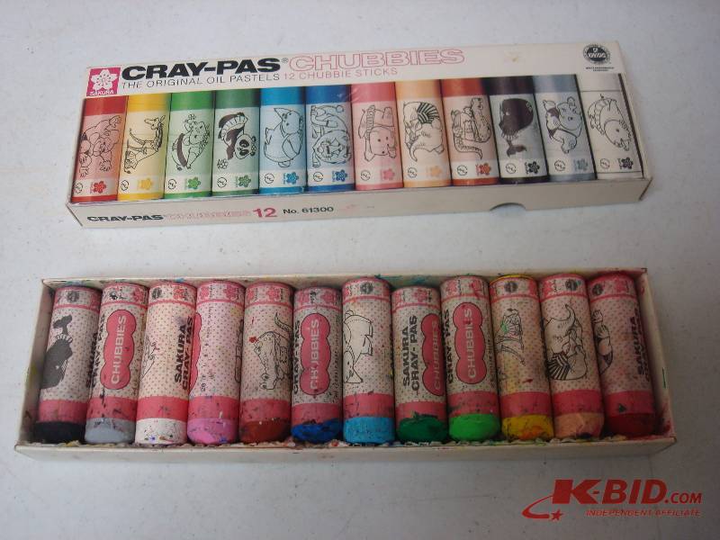 lot 49 image: Oil Pastel Chubbie Art Sticks, Used