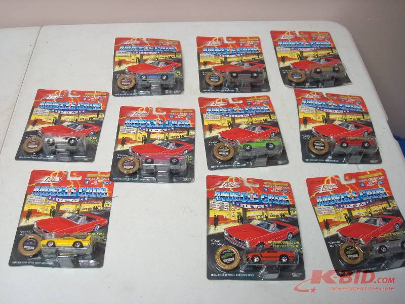 lot 62 image: Lot Of New Johnny Lighting Muscle Cars