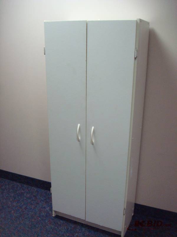 lot 110 image: White Cabinet, Used, Has Wear