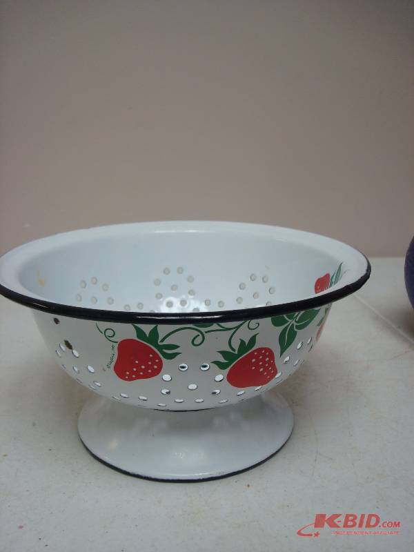 lot 140 image: Teleflora Metal Strawberry Strainer, Some Wear