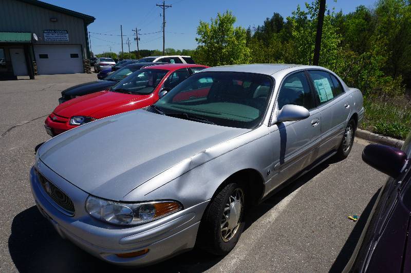 lot 5 image: 2003 Buick LeSabre Limited 4 Door Sedan