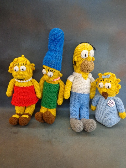 Crochet Simpson dolls