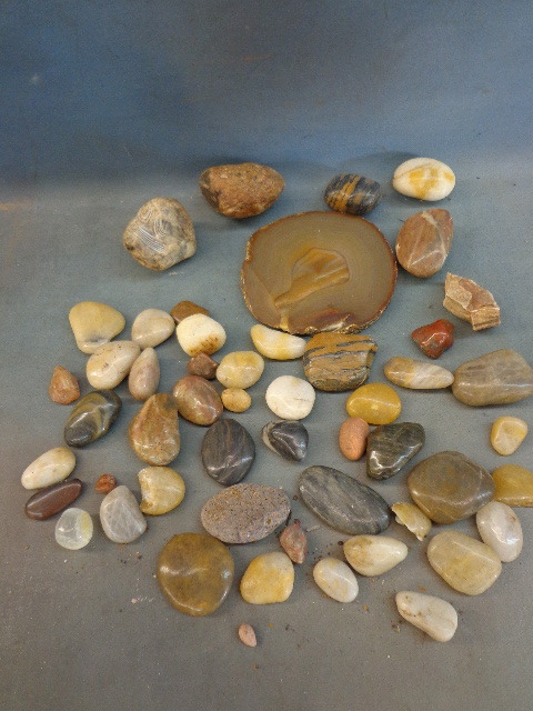 various agates