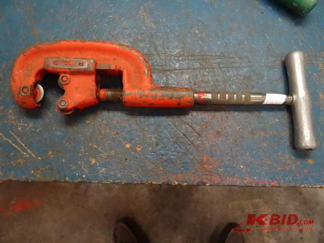 Pipe Cutter
