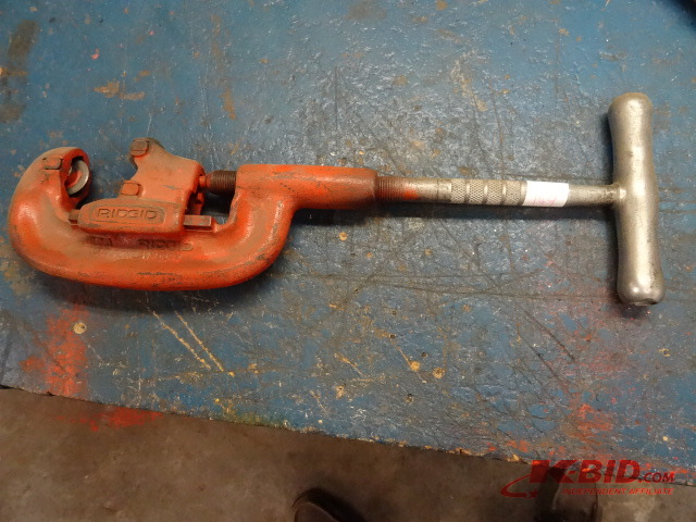 Pipe Cutter