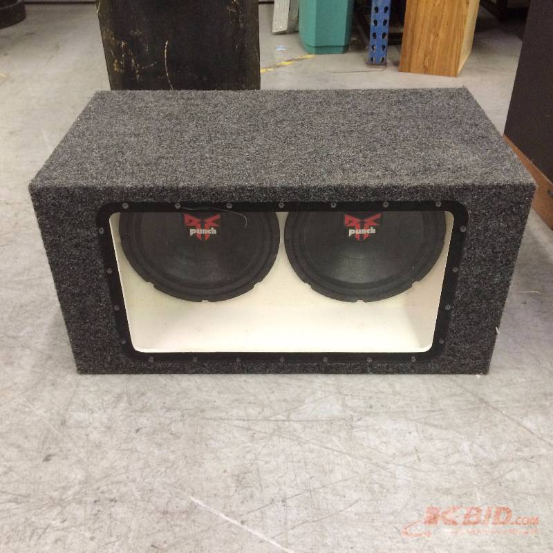 lot 5 image: Rockford Fosgate Subwoofer, speakers work, un...