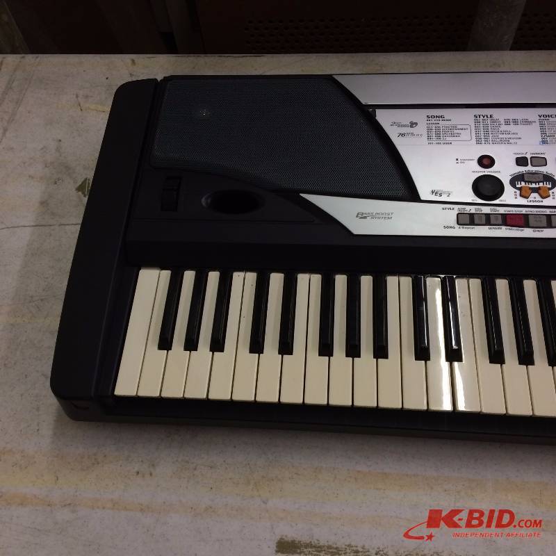 lot 6 image: Yamaha PSR-GX76 76-Key Touch-Sensitive Keyboa...
