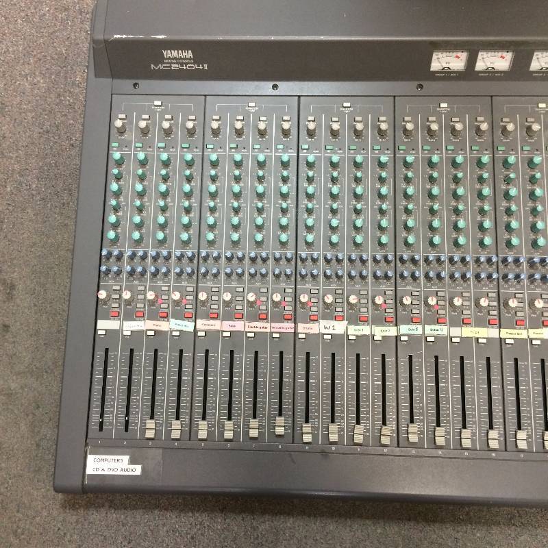 lot 41 image: Yamaha MC2404II mixing board, tested to power...