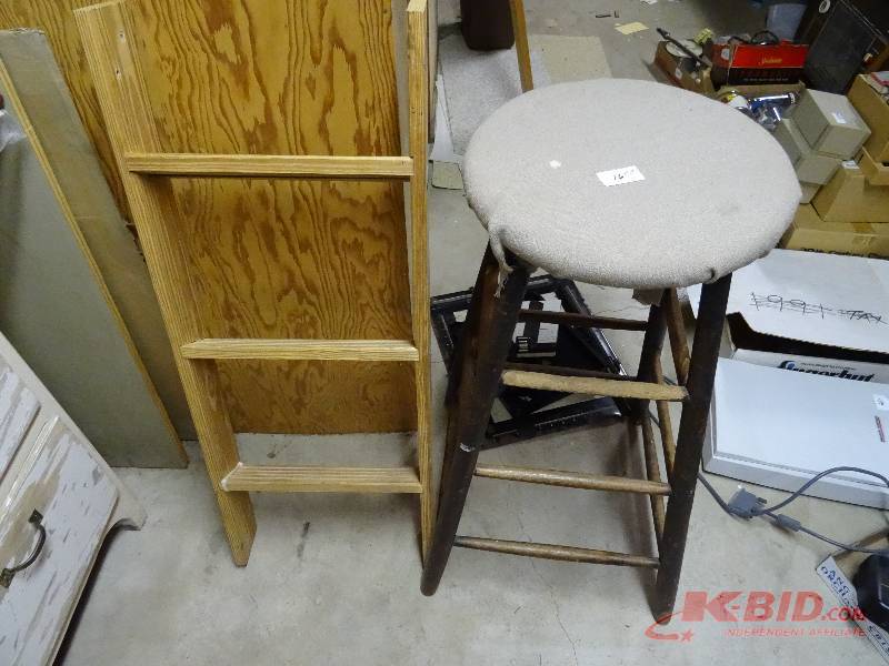 Ladder & Stool