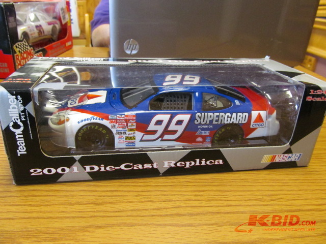 lot 2 image: Team Caliber 124 scale NASCAR Die Cast Race car