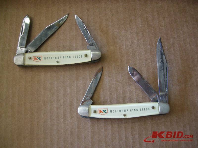 lot 51 image: 2 Northrup King pocket knives