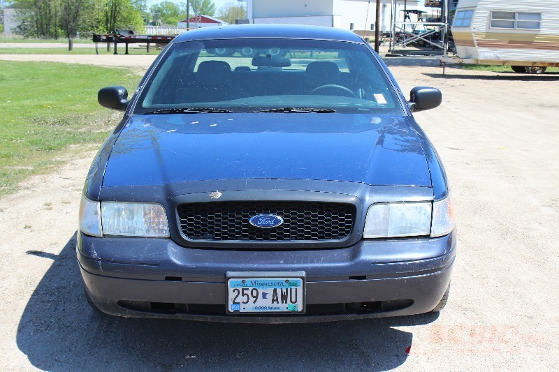 2003 Ford Crown Victoria Police Cruiser
