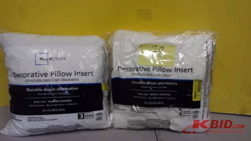Lot of Decorative pillow inserts
