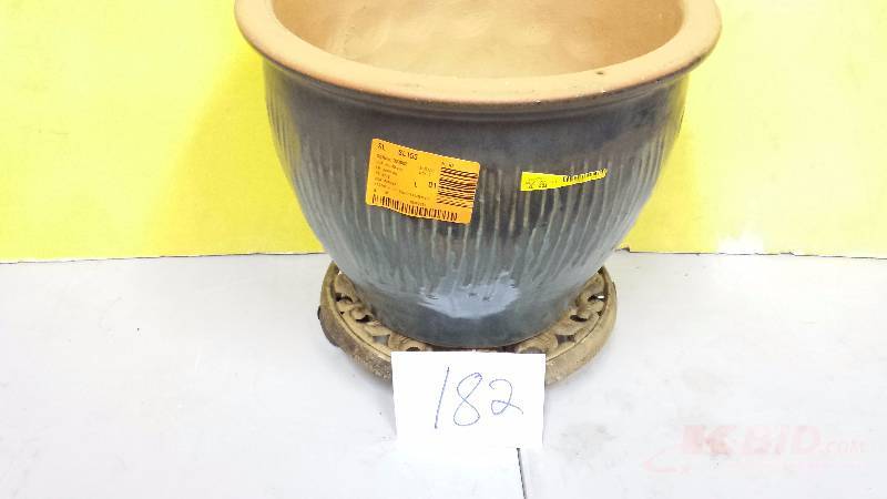 15 in. Stoneware Reflecting Chi Etched Patio Pot and wheel base