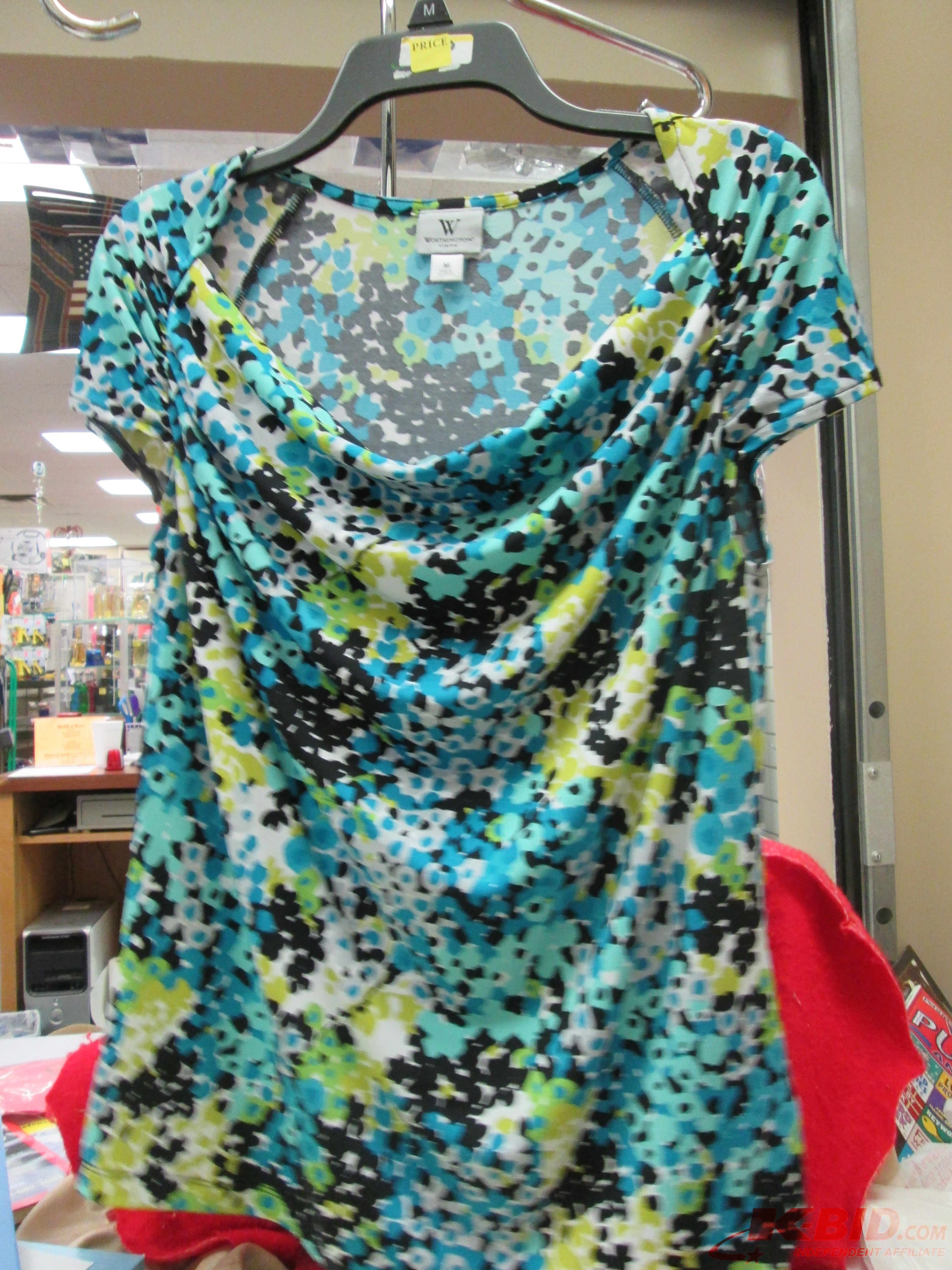 Worthington size medium...