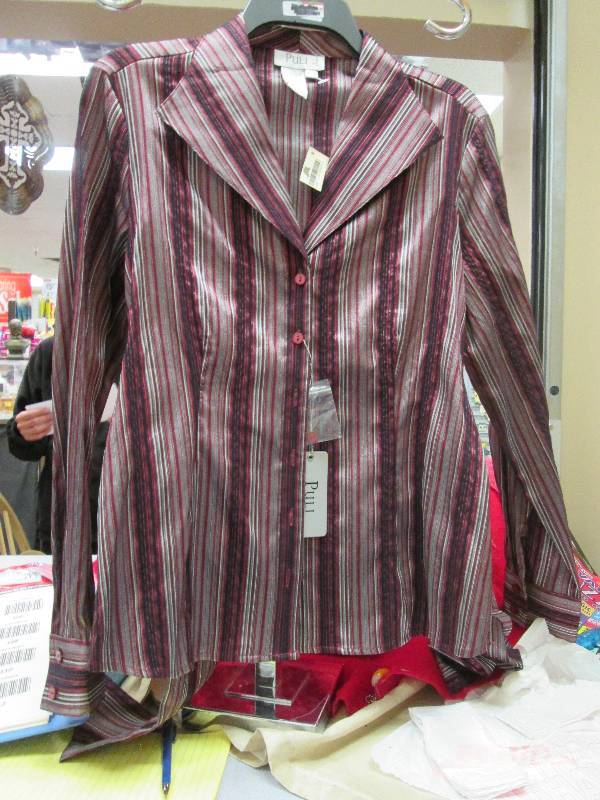 Puli long sleeves size 1040...