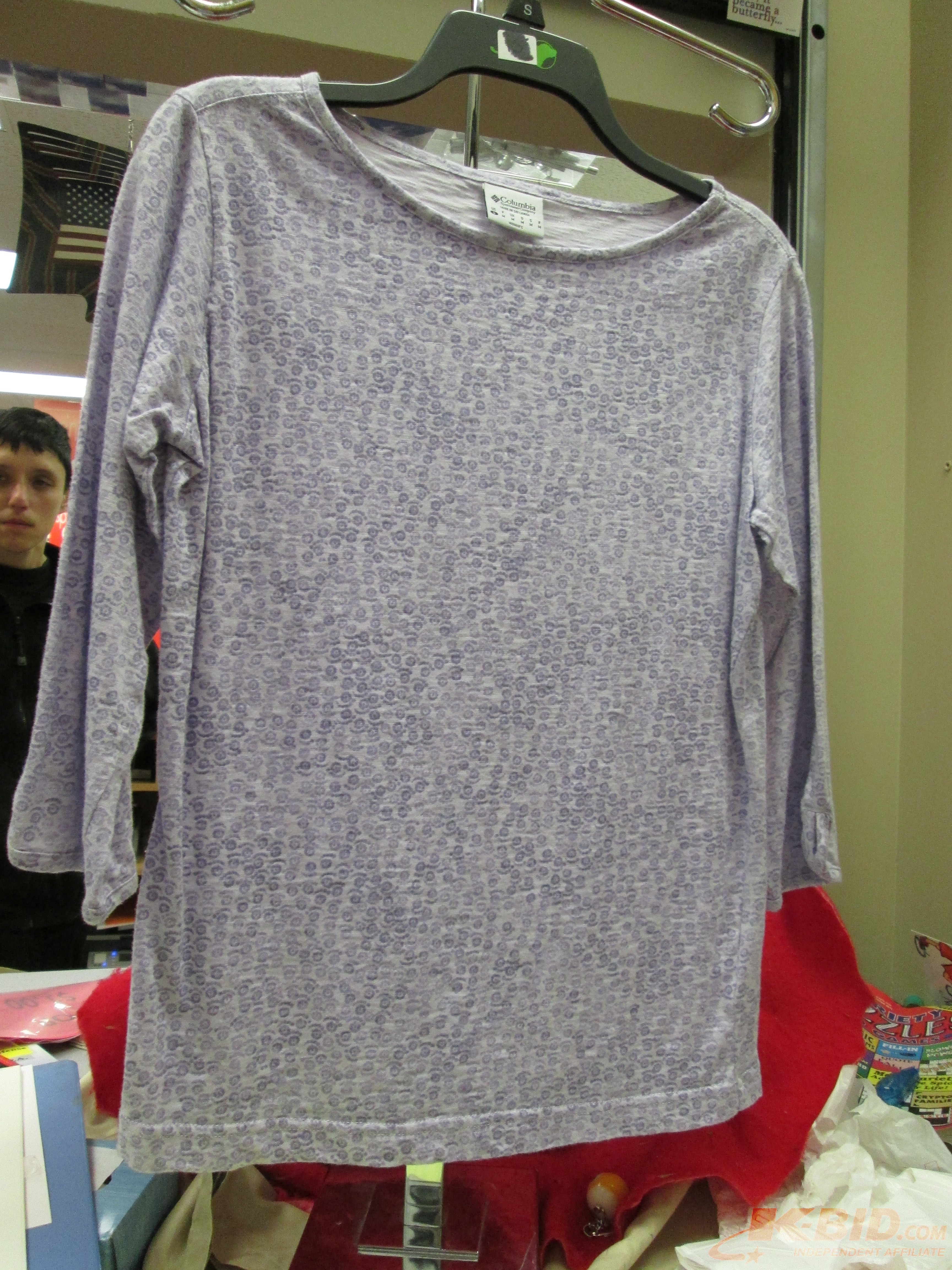 Columbia long sleeves size small...