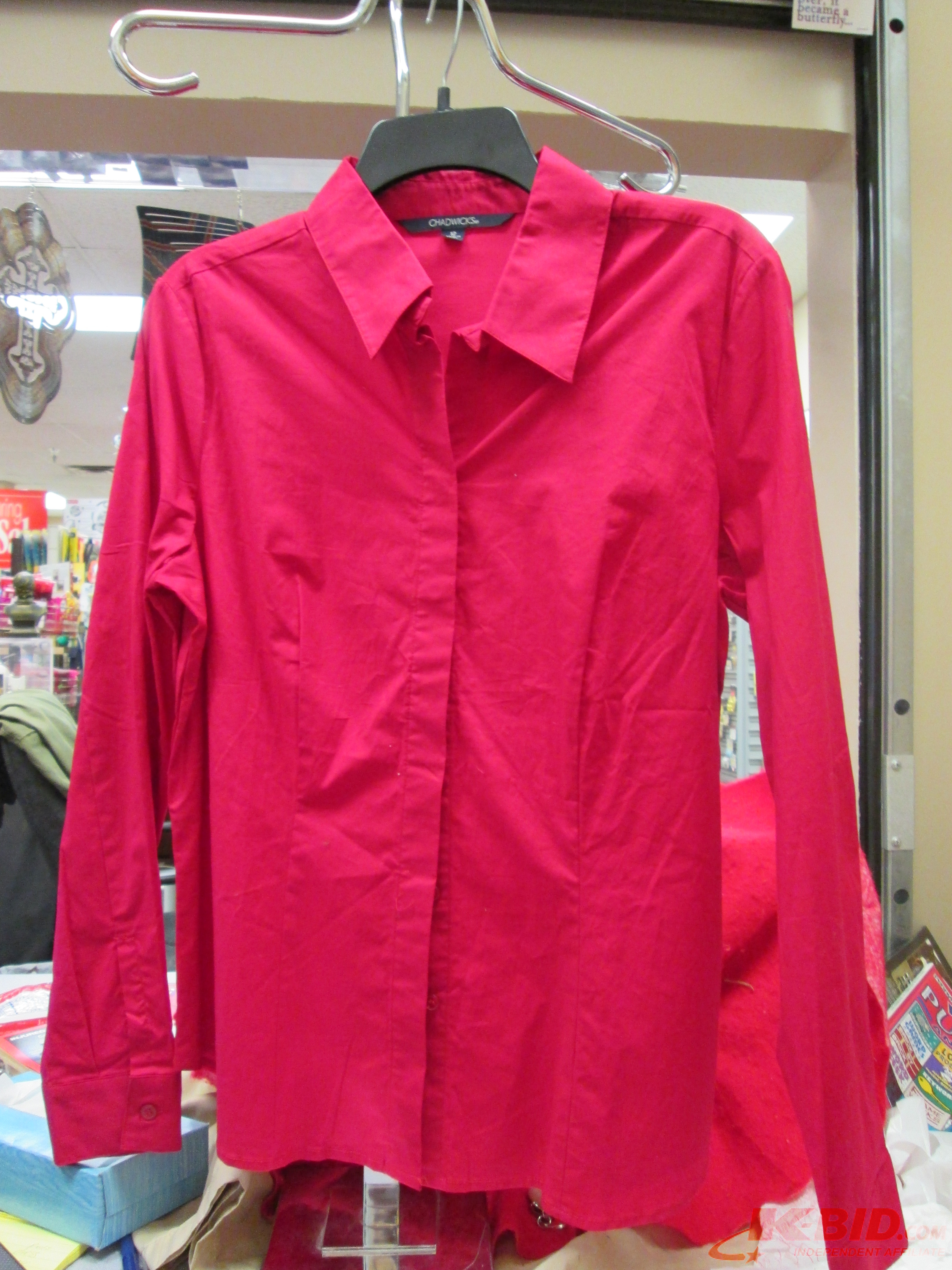 Chadwicks long sleeve shirt- size ...