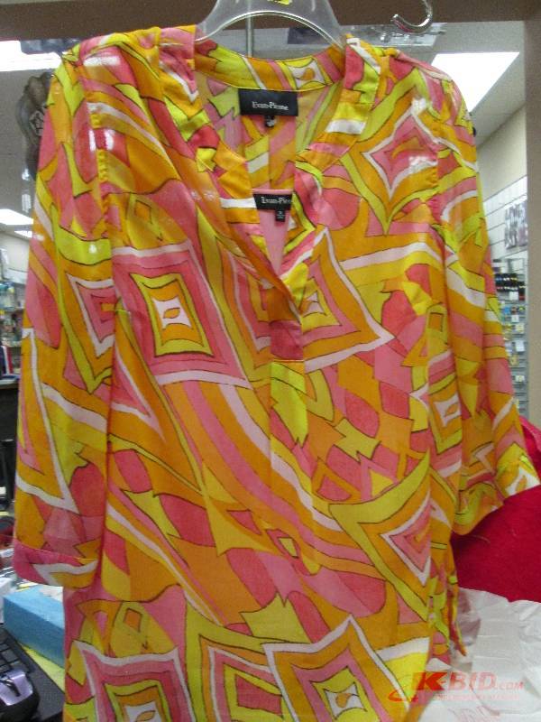 Evan-Picone Long sleeve shirt- size...