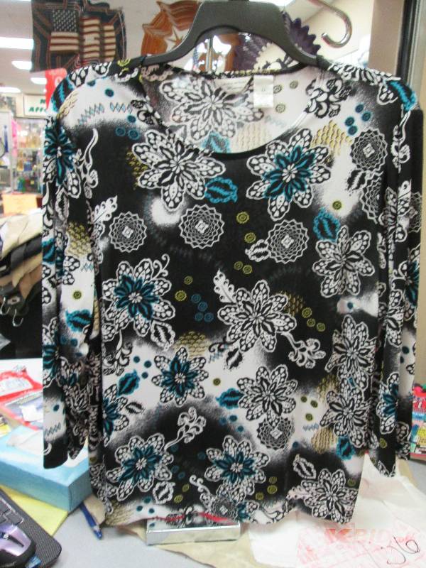 Laura Ashley Long sleeve shirt Wome...