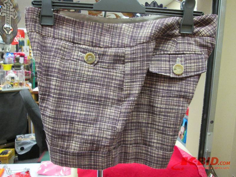 Time Limited Drew fit shorts size 8...