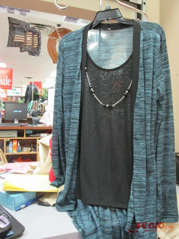 Notations long sleeves size Large...