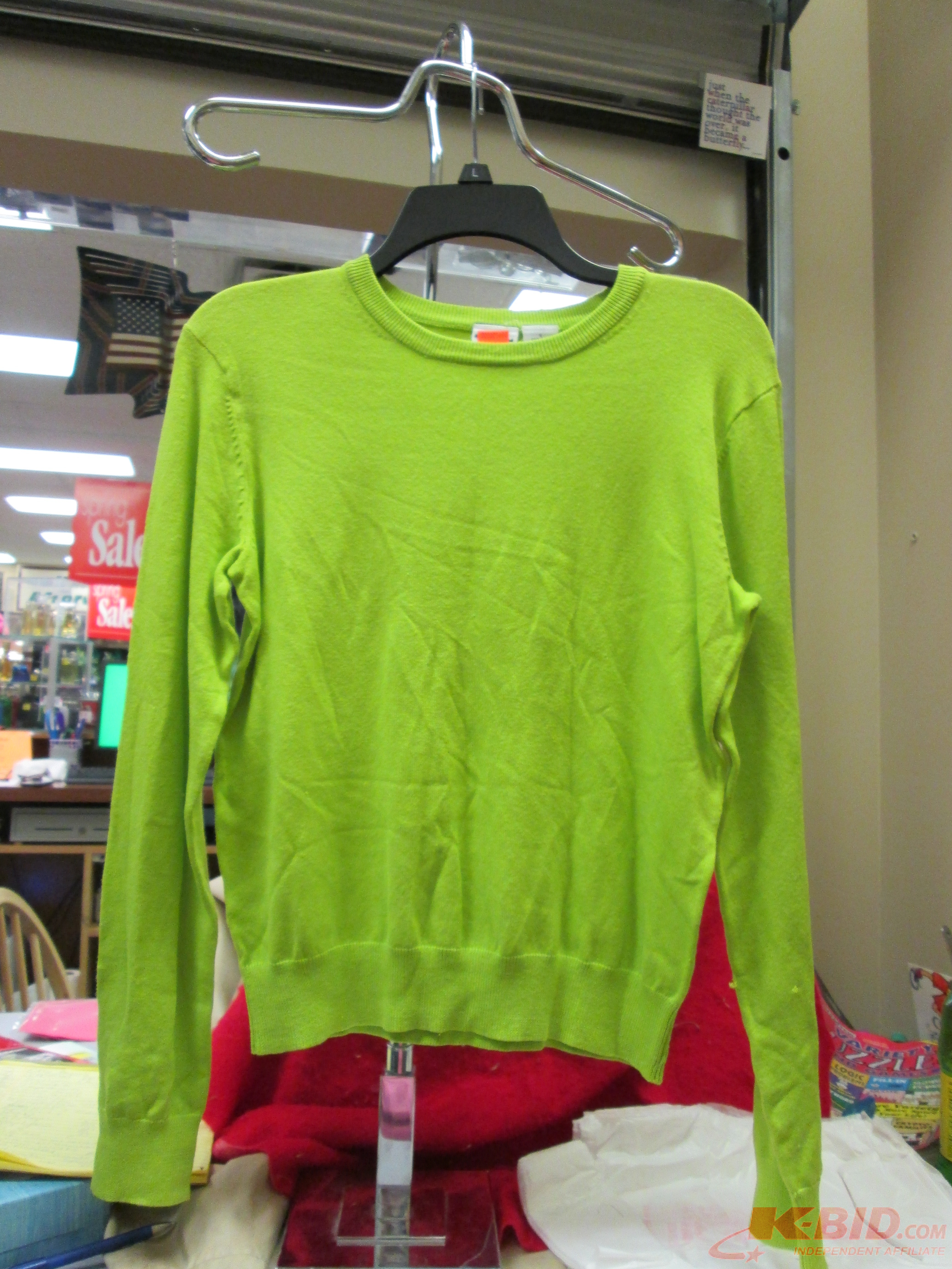 Isaac Mizrahi sweater size small...