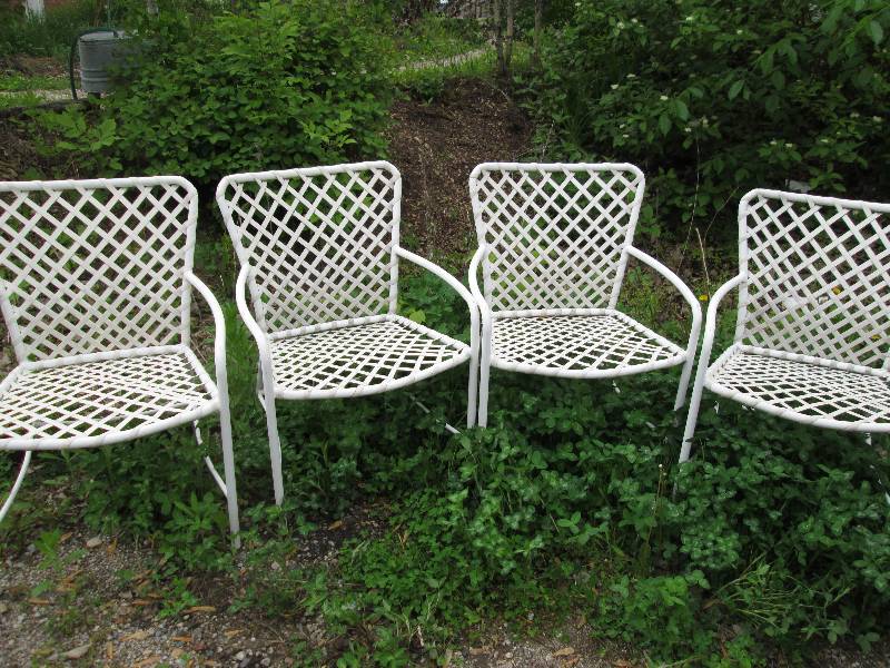 Set of 4 patio chairs, metal frame,...