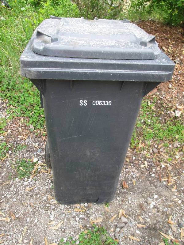 Commercial heavy duty trash can on ...
