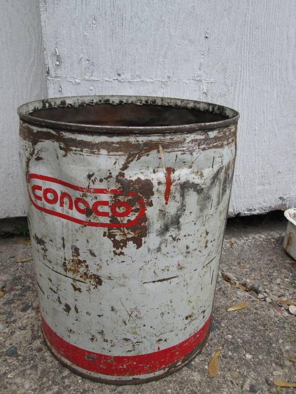 Conco vintage metal can...