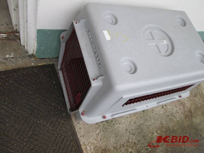 Vari Kennel 2 high, 30 long, 20 ...