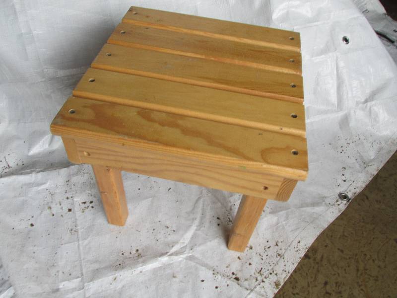 Wood stool, 13 across...