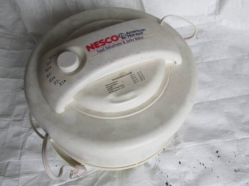 Nesco food hydrator and jerkey make...