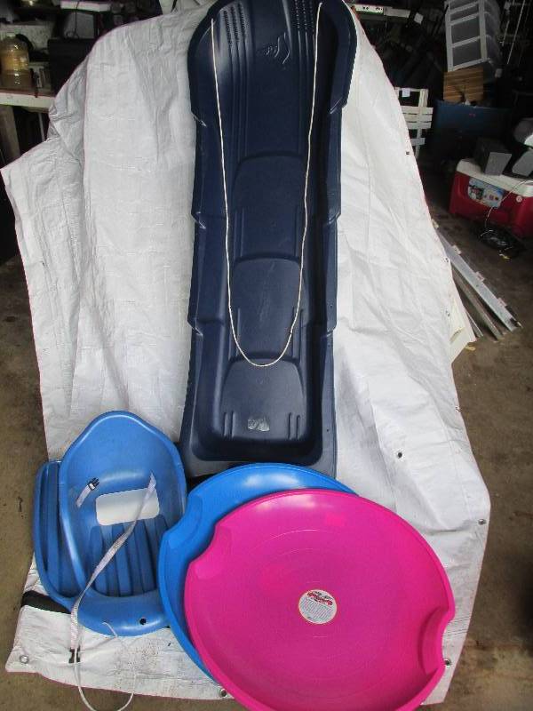 Total of 4 snow sliding toys...