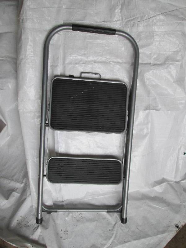 Folding step ladder...