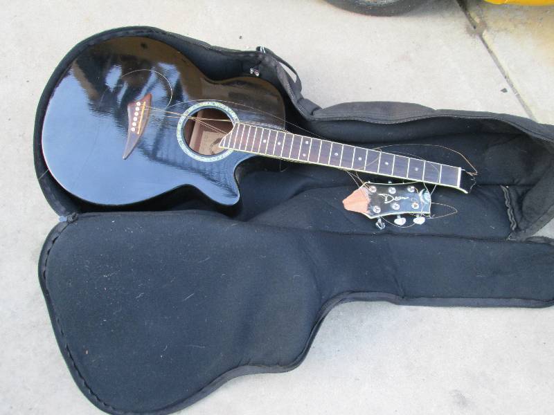 Dean Onyx 6 string guitar with brok...
