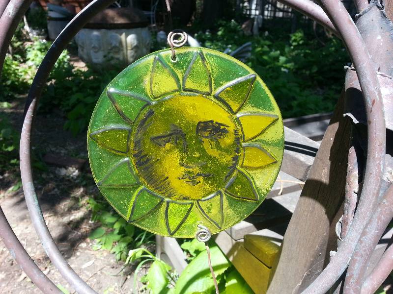 lot 124 image: Copper Tubed Garden Art