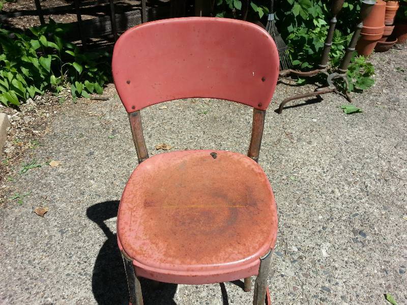 lot 132 image: Vintage Cosco High Chair