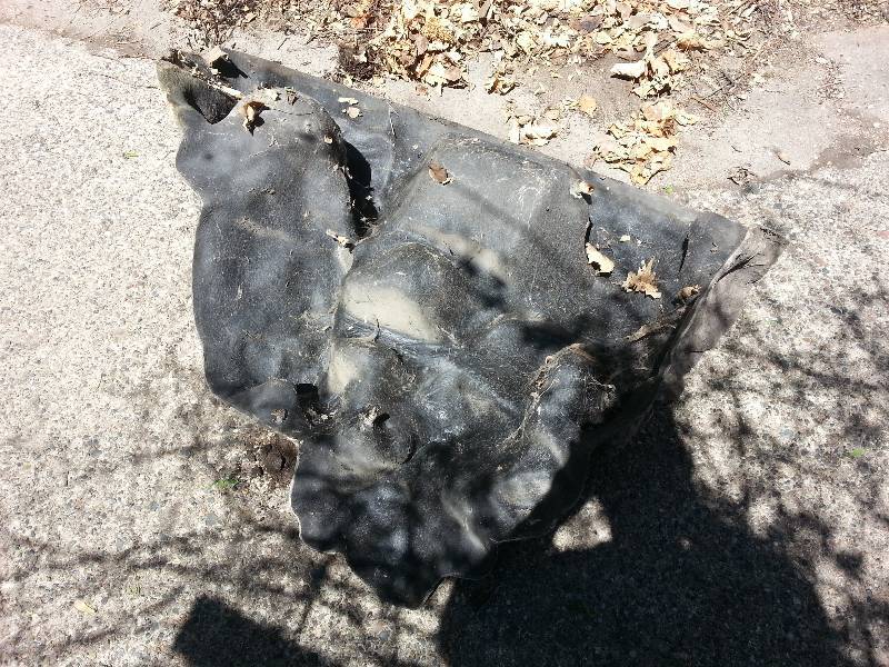 lot 140 image: Fiberglass Rock Structure Water Fountain