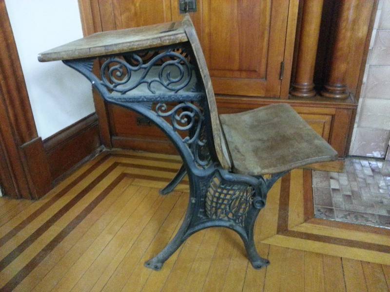 lot 20 image: Antique Ornate Cast Iron School Desk