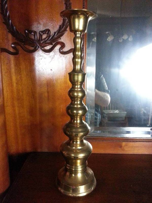 lot 64 image: Vintage Brass Candlestick