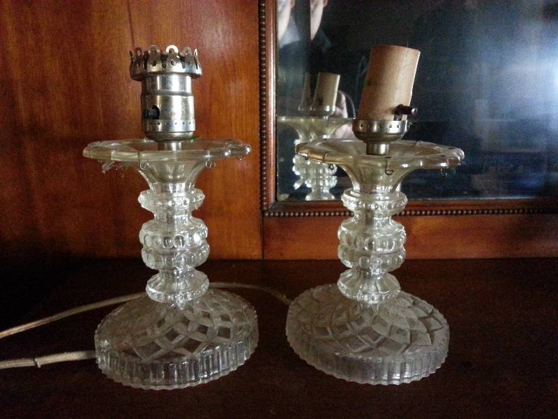 lot 68 image: Vintage Crystal Accent Lamps