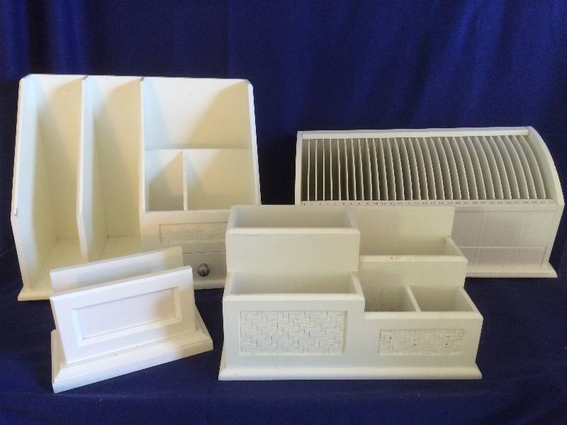 lot 79 image: Six Home Or Office Organizers
