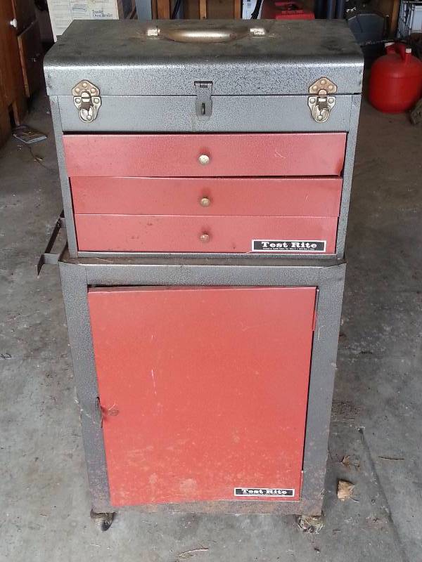 lot 102 image: Test Rite 5-Compartment Chest Full of Tools