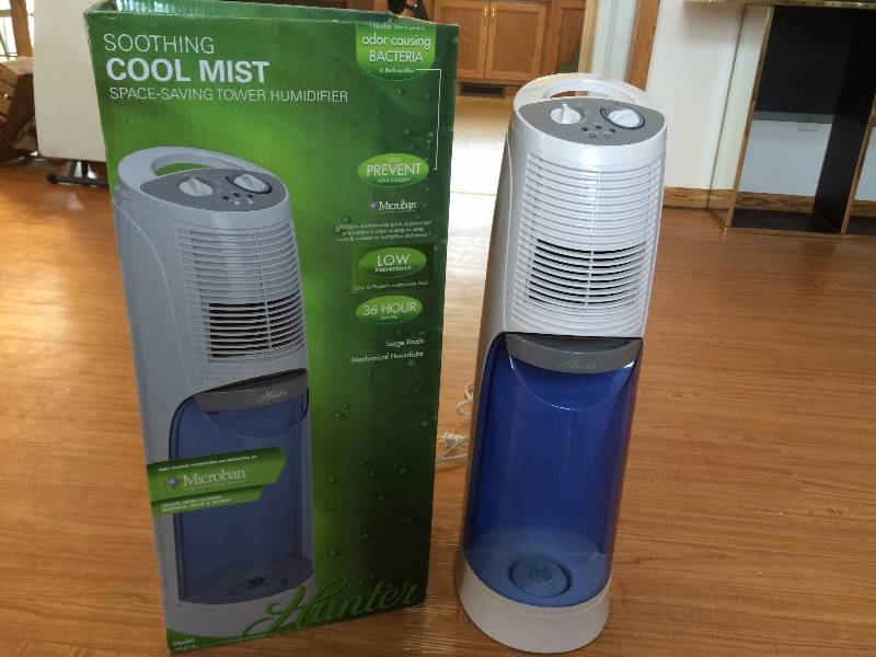 lot 89 image: Hunter Cooling Mist Humidifier