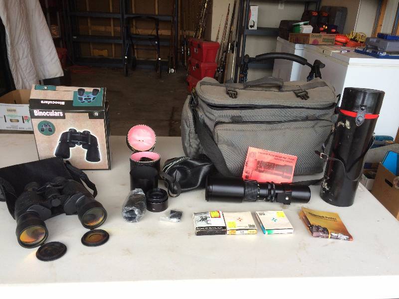 lot 187 image: Camera Accessories, Lenses, Caring Bag