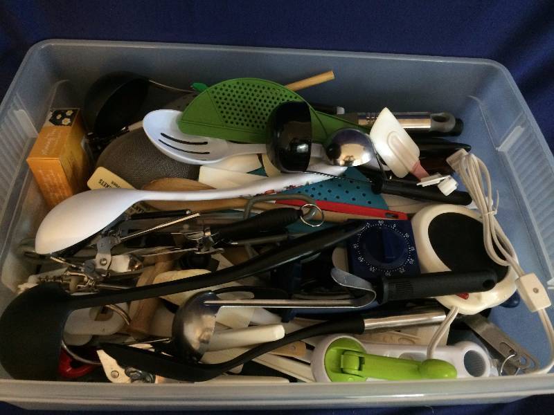 lot 198 image: HUGE Lot Of Utensils