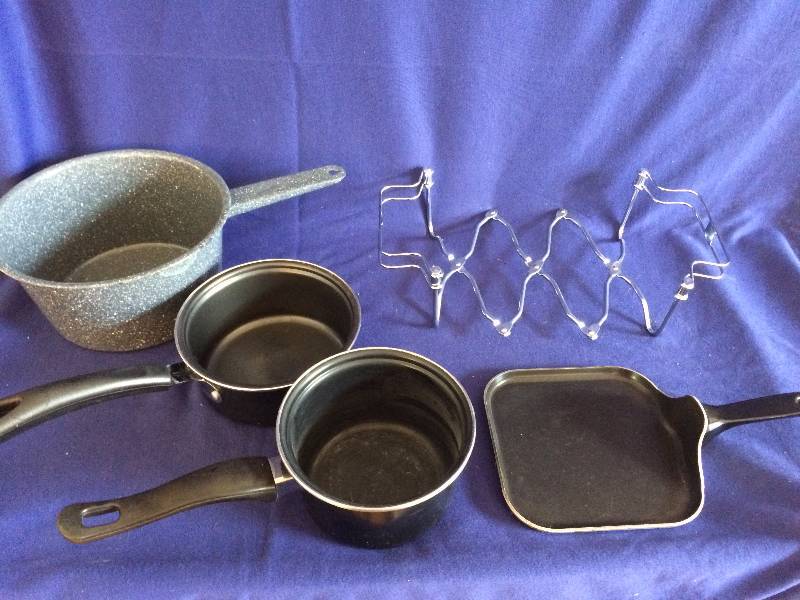 lot 199 image: Flatware And Pots And Pans