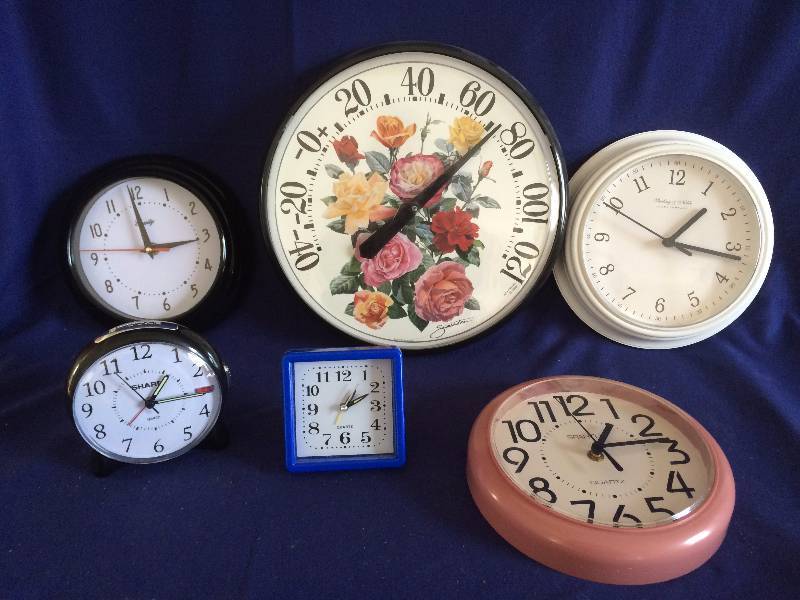 lot 209 image: Clocks and Thermometer